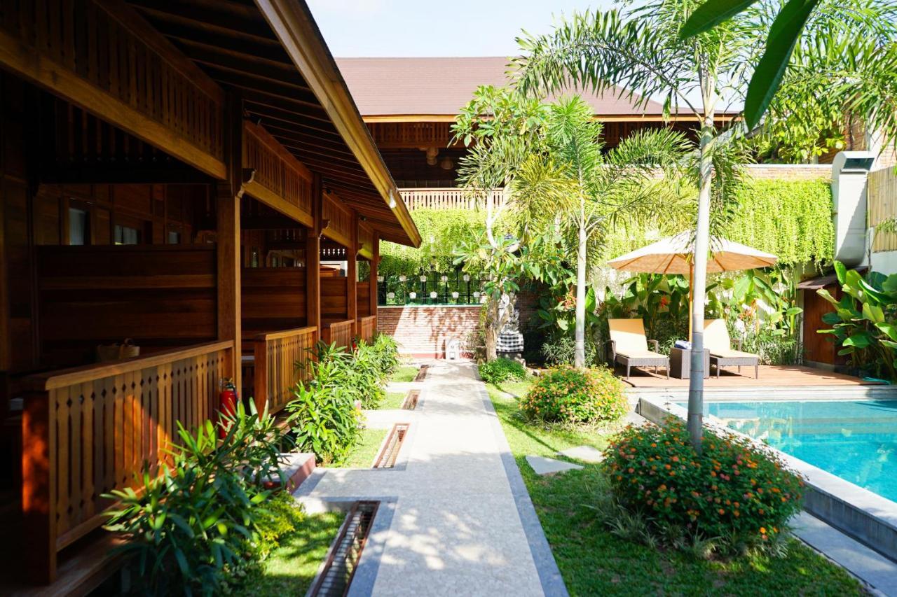 La'Villaris Hotel & Resto Kuta  Exterior photo